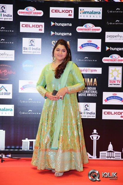 Celebs-at-SIIMA-2016